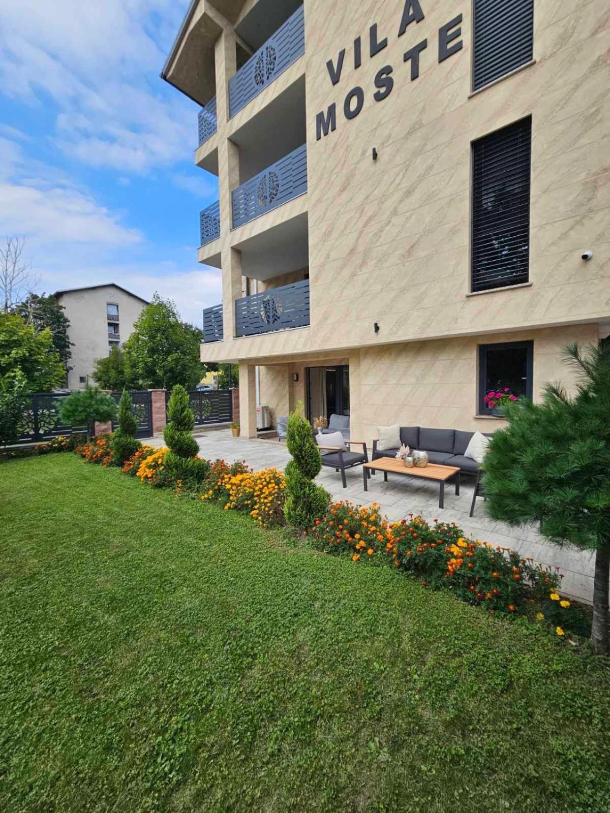 Villa Moste With Pool & Ev Station Ljubljana Extérieur photo