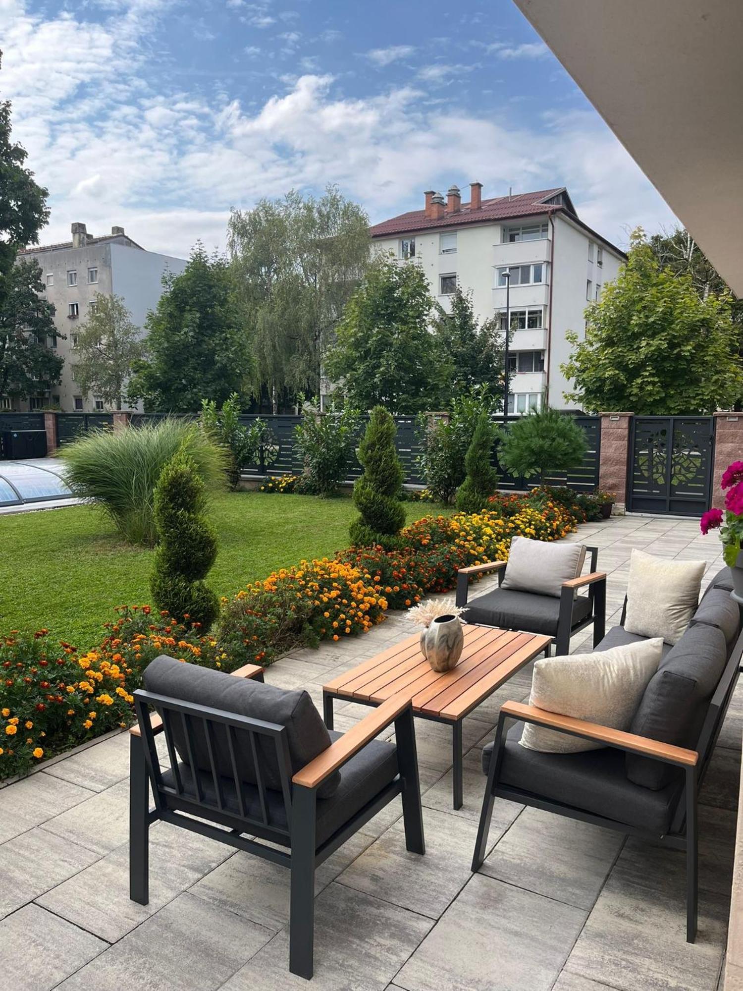 Villa Moste With Pool & Ev Station Ljubljana Extérieur photo